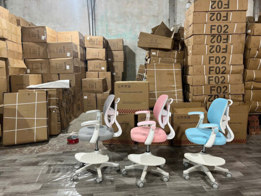 Ghế xoay học sinh chống gù VinaKids G16 12 z7129151370390 a89509194e796ccbd8b9fb4edd1c78ec