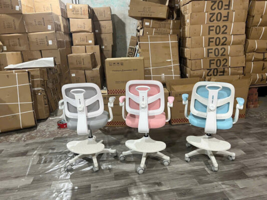 Ghế xoay học sinh chống gù VinaKids G16 14 z7129151378999 1231176e91e5deb11f6155b1b7b7f690