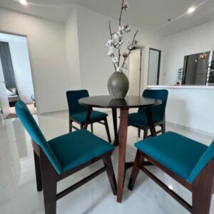 Bộ bàn ăn chân V kết hợp 4 ghế OBAMA