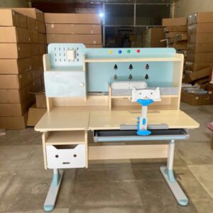 Alternative view of Bàn học sinh thông minh chống gù size 1m2 Vinakids PBS08 (gỗ tự nhiên)