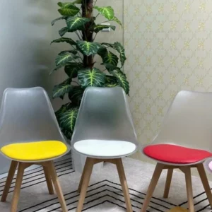 Alternative view of Ghế mặt nệm lưng nhựa trong nhám chân gỗ PV-DPA05F