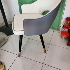 Alternative view of Ghế ăn bọc da sang trọng GA-ZS457