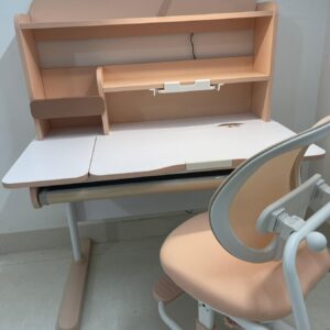 Alternative view of Bộ Bàn Học Sinh Thông Minh chống gù Vinakids VN-Y19 size 100x60cm