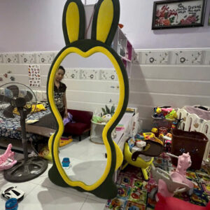 Alternative view of Gương soi toàn thân tai thỏ đèn led khung bọc nỉ VN-GS102