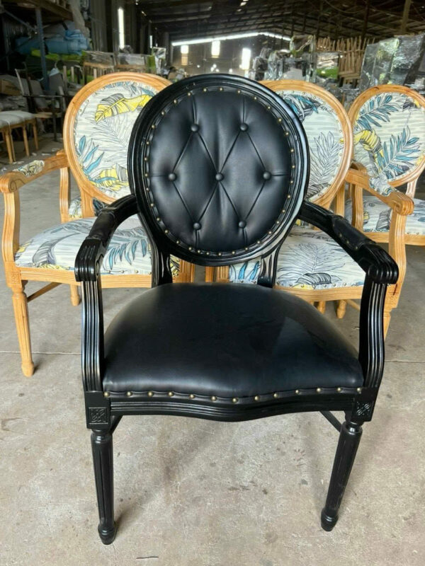 GHẾ LOUIS TÂN CỔ ĐIỂN BỌC DA ĐEN TAY VỊN CF004