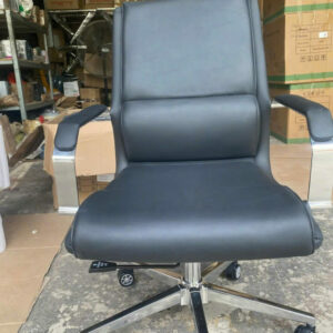 Alternative view of Ghế xoay lưng trung bọc da PV-VP043HS