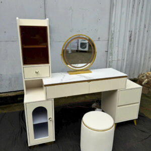 Bàn trang điểm BPY533