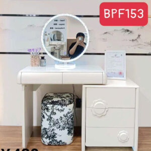 Bàn trang điểm BPF153