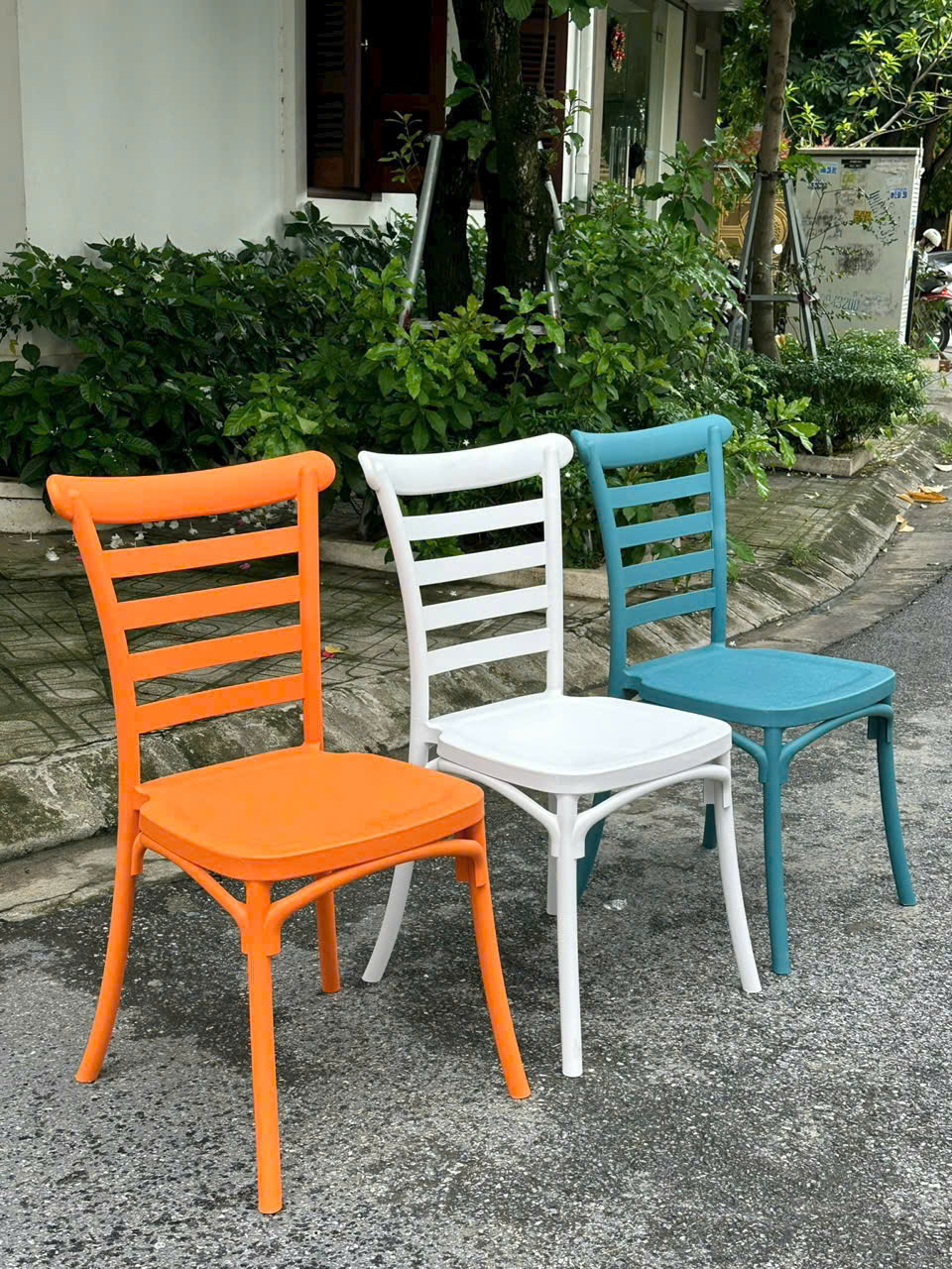 Ghế Nhựa Đúc Bistro Sọc Nhập Khẩu GN-06VT 3 Ghế Nhựa Đúc Bistro Sọc Nhập Khẩu GN-06VT