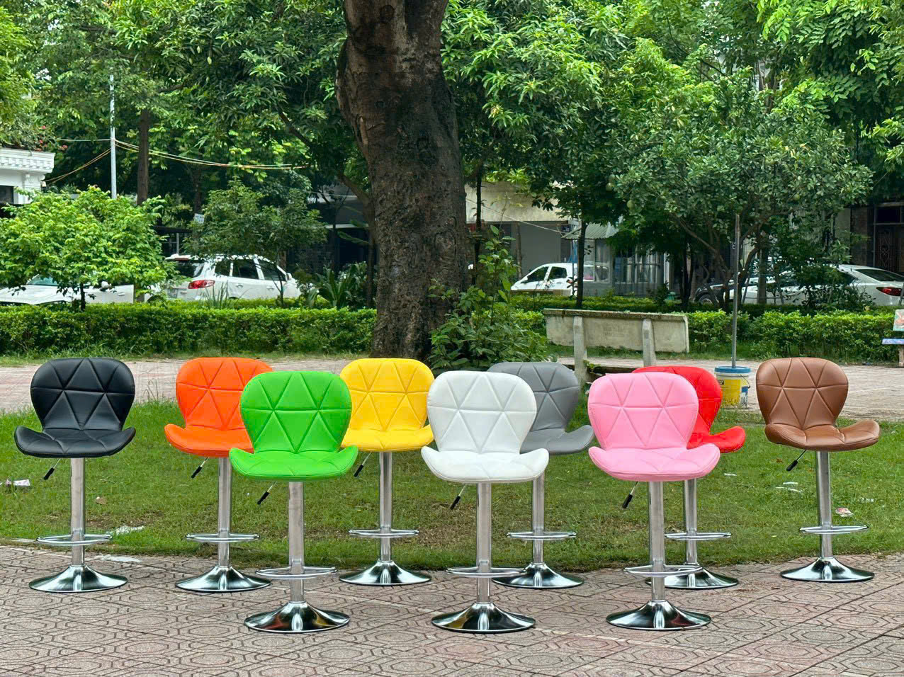 Ghế Bar Tam Giác Bọc Đệm Nhập Khẩu VN-GB12 5 Ghế Bar Tam Giác Bọc Đệm Nhập Khẩu VN-GB12 - Ảnh 3